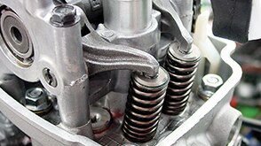 Close up of Honda engine cylinder and head